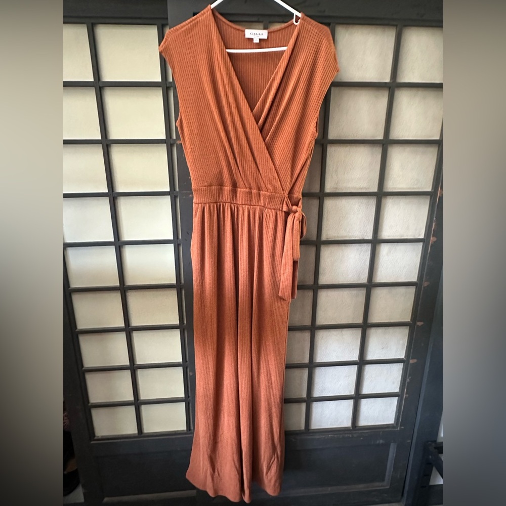 Jumpsuit with Tie on the side